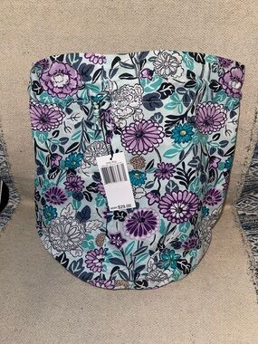 Vera Bradley Penelope’s Garden Ditty Bag - New with Tags